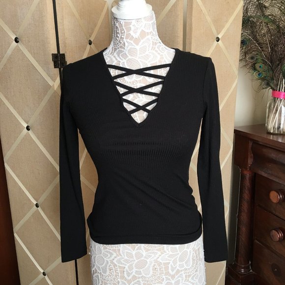 Mossimo Supply Co. Tops - Mossimo Long Sleeve Top